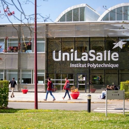 UniLaSalle Beauvais - entrée du bâtiment principal